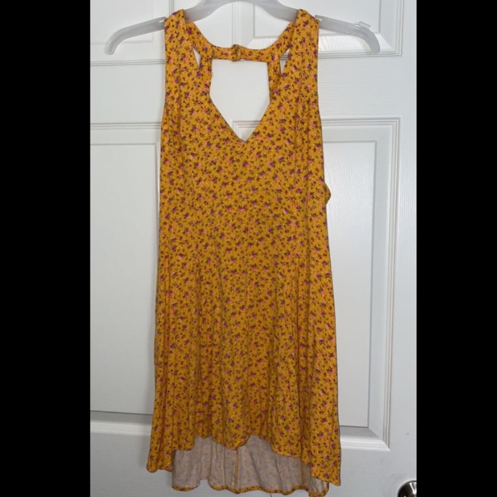 Yellow sleeveless dress